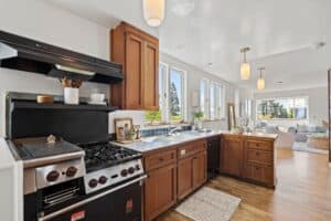 1151 Spruce photo 09