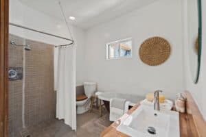 1151 Spruce photo 26