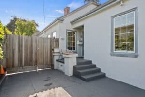 1107 ElCentro photo 12