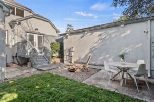 1107 ElCentro photo 42