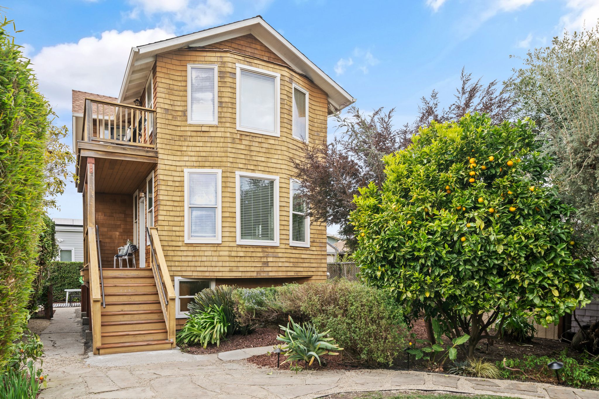 5671 Ocean View Dr, Oakland