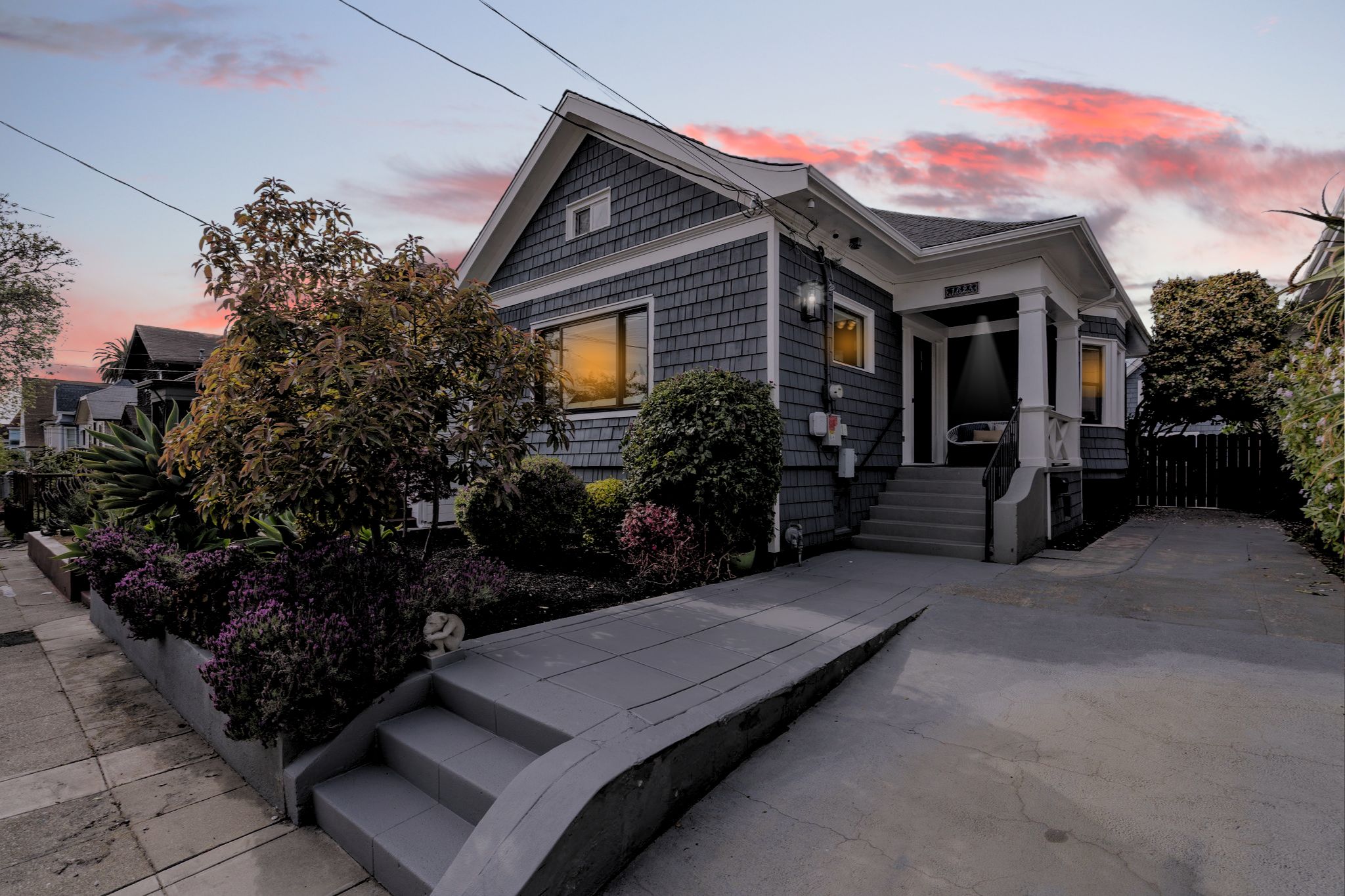 5671 Ocean View Dr, Oakland