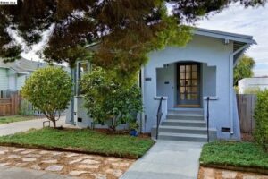 1112 Masonic Ave Stock Photo