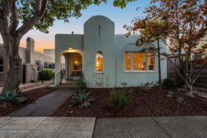 2104 Spaulding Ave. Berkeley Twilight 2